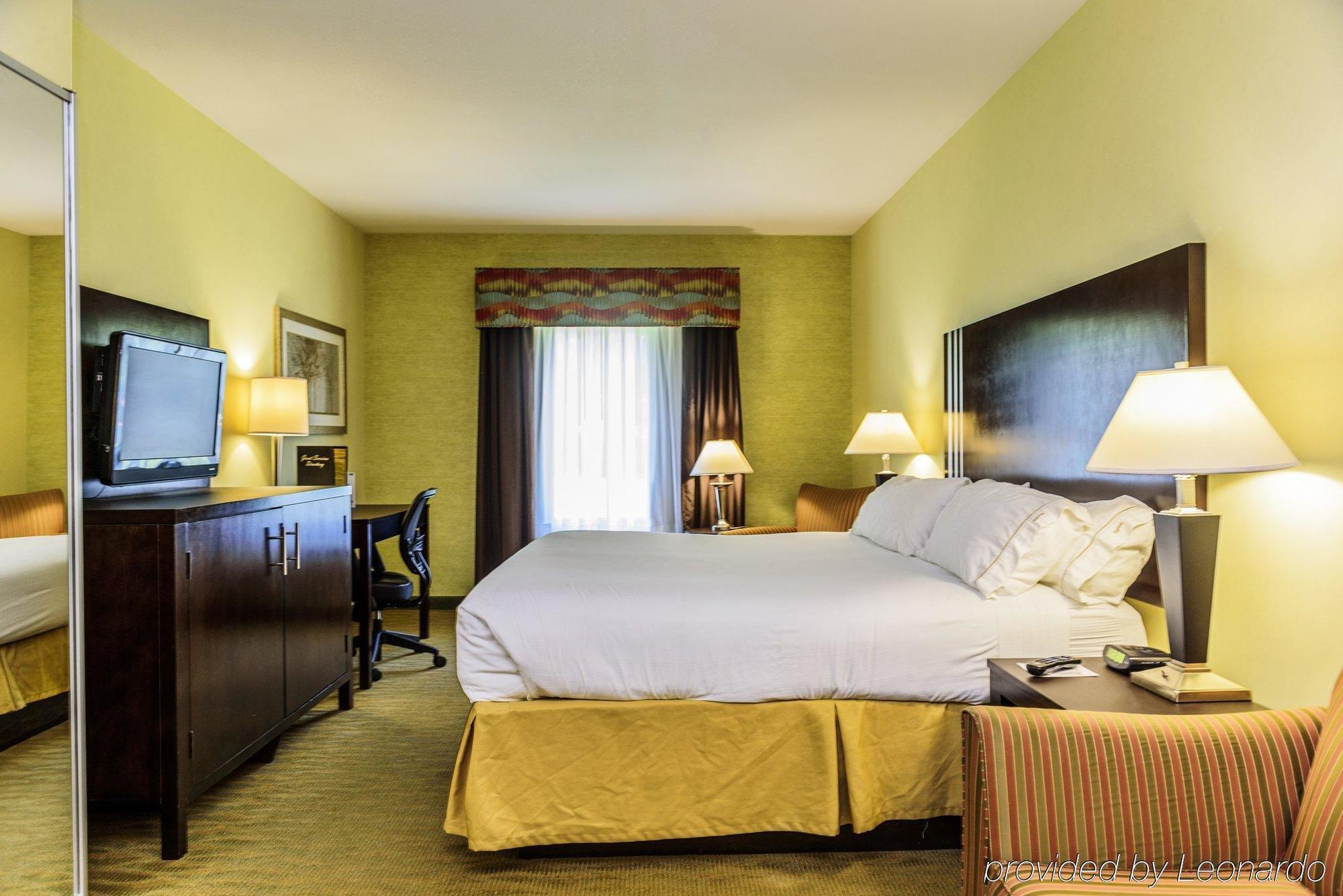 Holiday Inn Express Hotel & Suites Hamburg By Ihg Bagian luar foto