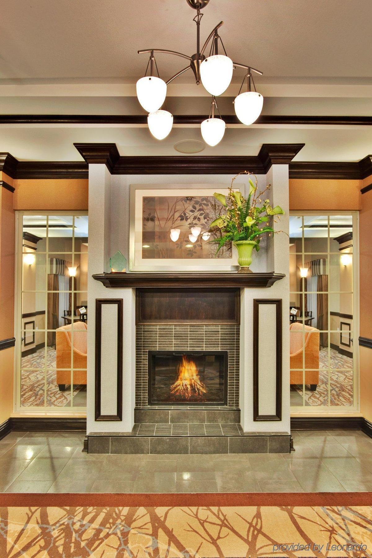 Holiday Inn Express Hotel & Suites Hamburg By Ihg Bagian luar foto