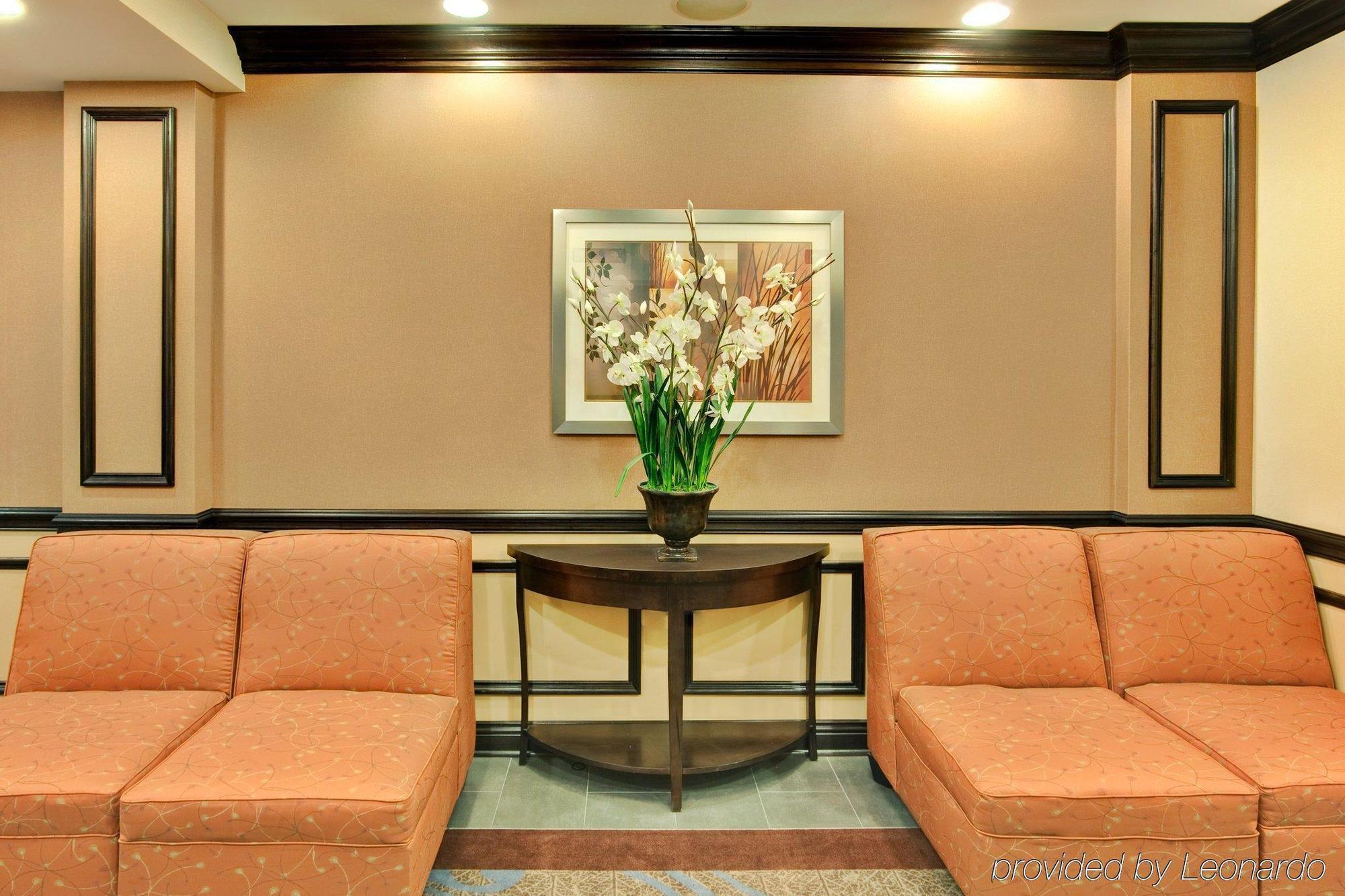 Holiday Inn Express Hotel & Suites Hamburg By Ihg Bagian luar foto